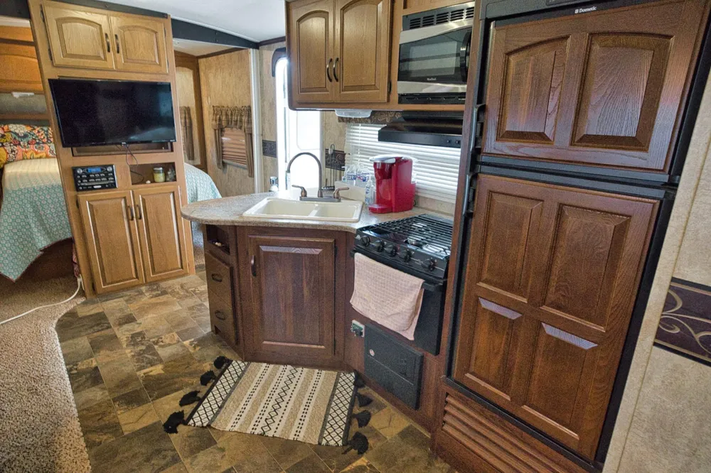 1838 Hall Avenue Sargent, TX 77414