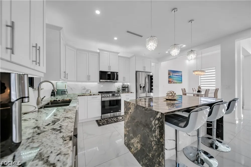 SW 17TH PLACE Cape Coral, FL 33991