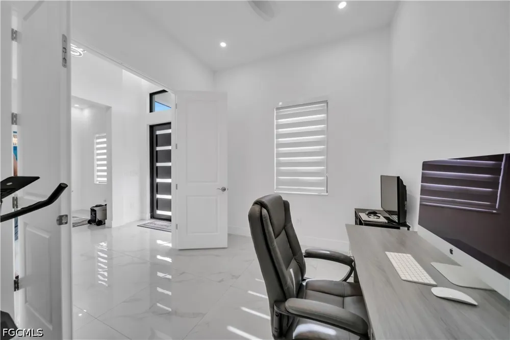 SW 17TH PLACE Cape Coral, FL 33991