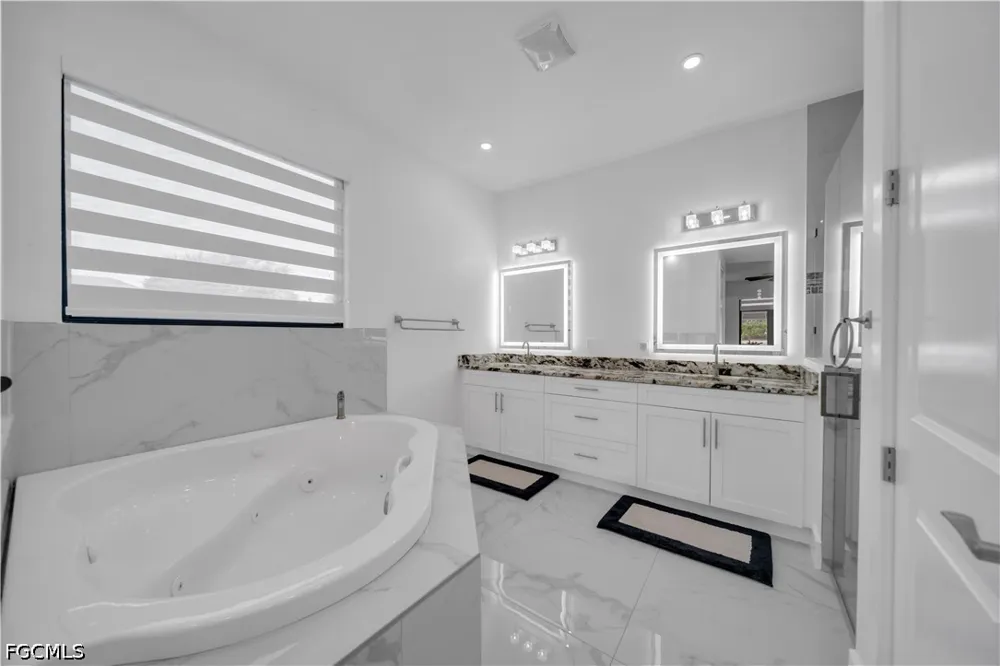 SW 17TH PLACE Cape Coral, FL 33991