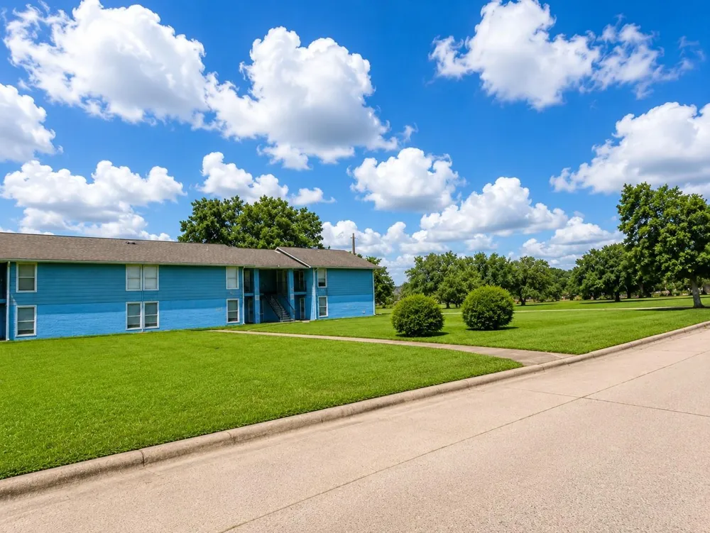 513 E Caney Street Wharton, TX 77488