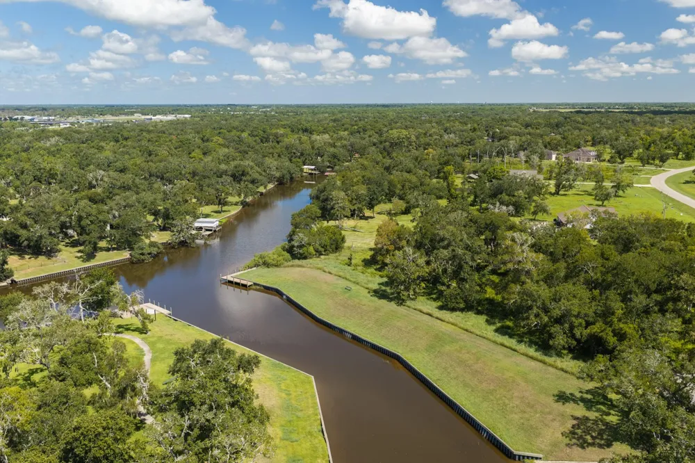 33003 Blue Crab Court Richwood, TX 77515