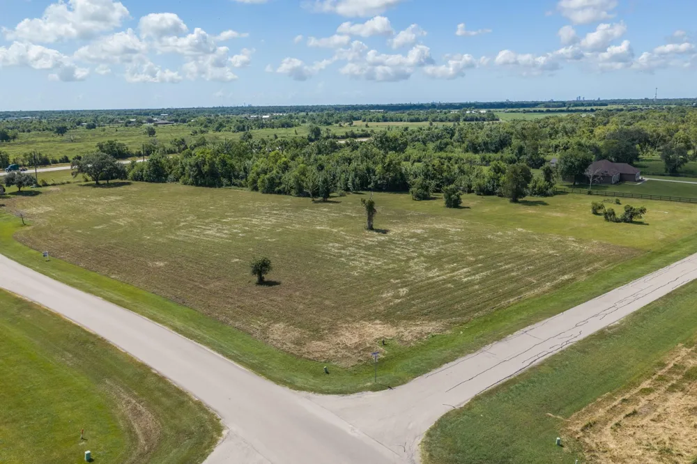 33003 Blue Crab Court Richwood, TX 77515