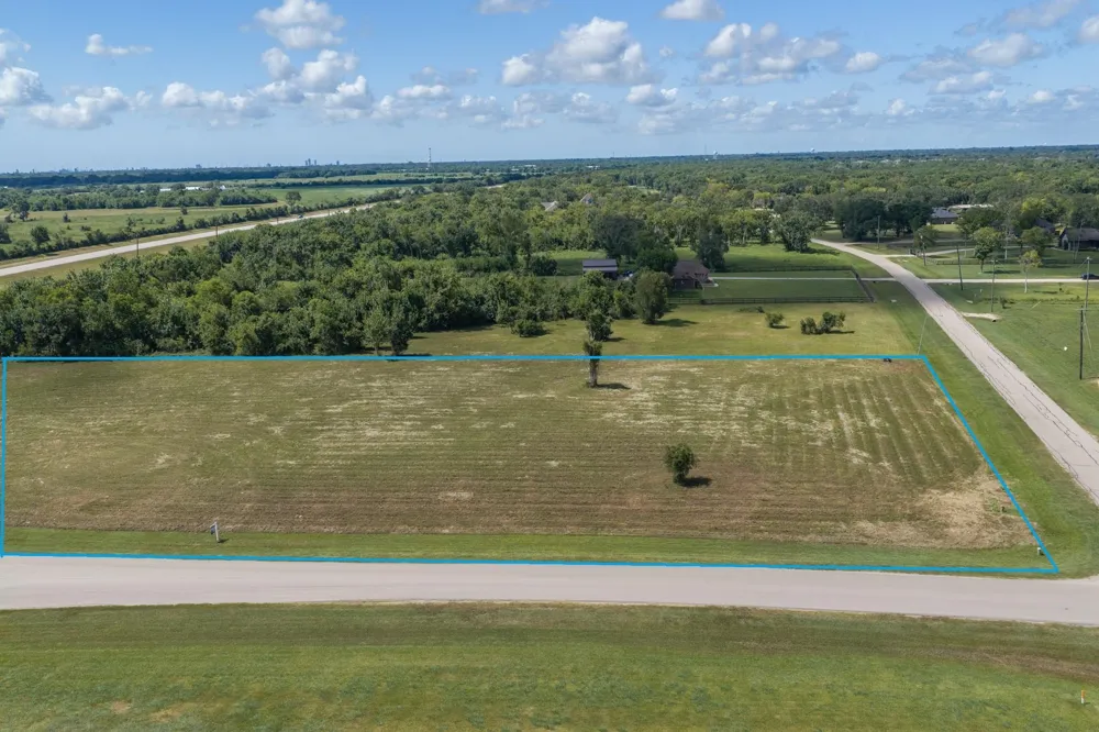 33003 Blue Crab Court Richwood, TX 77515