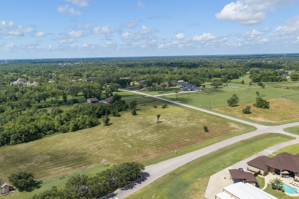 33003 Blue Crab Court Richwood, TX 77515