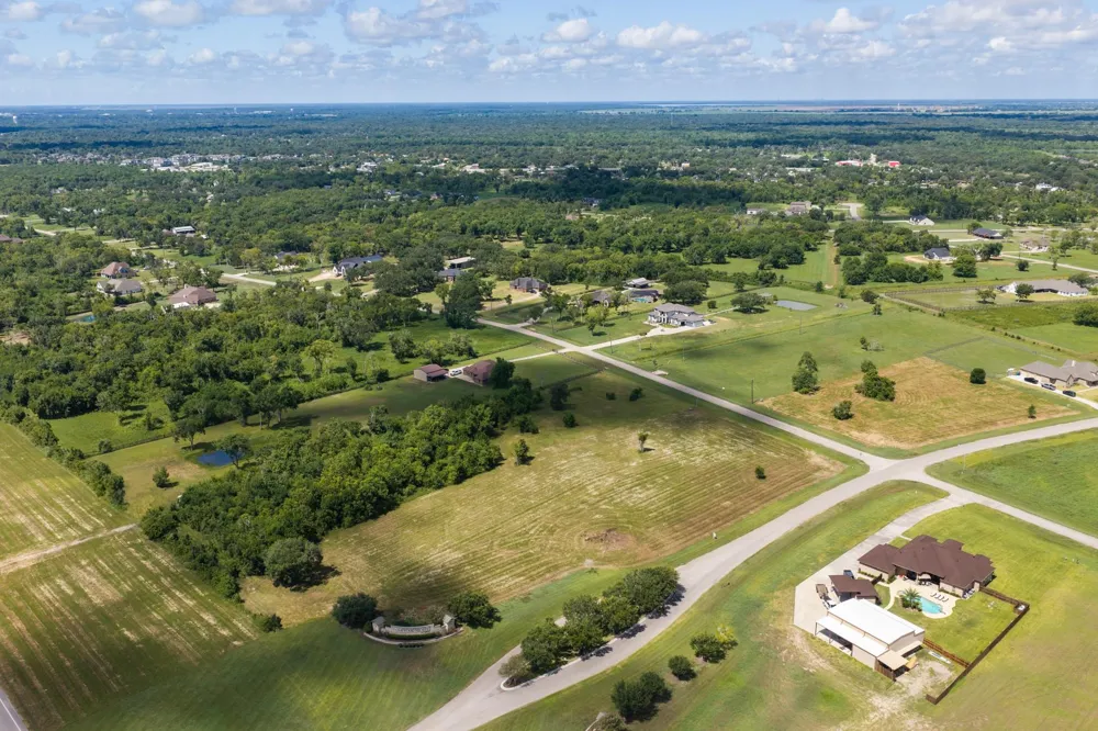 33003 Blue Crab Court Richwood, TX 77515