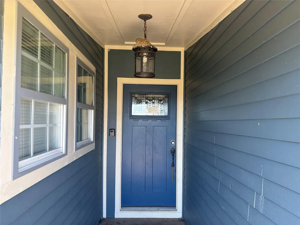 989 Alberdie Drive Crystal Beach, TX 77650