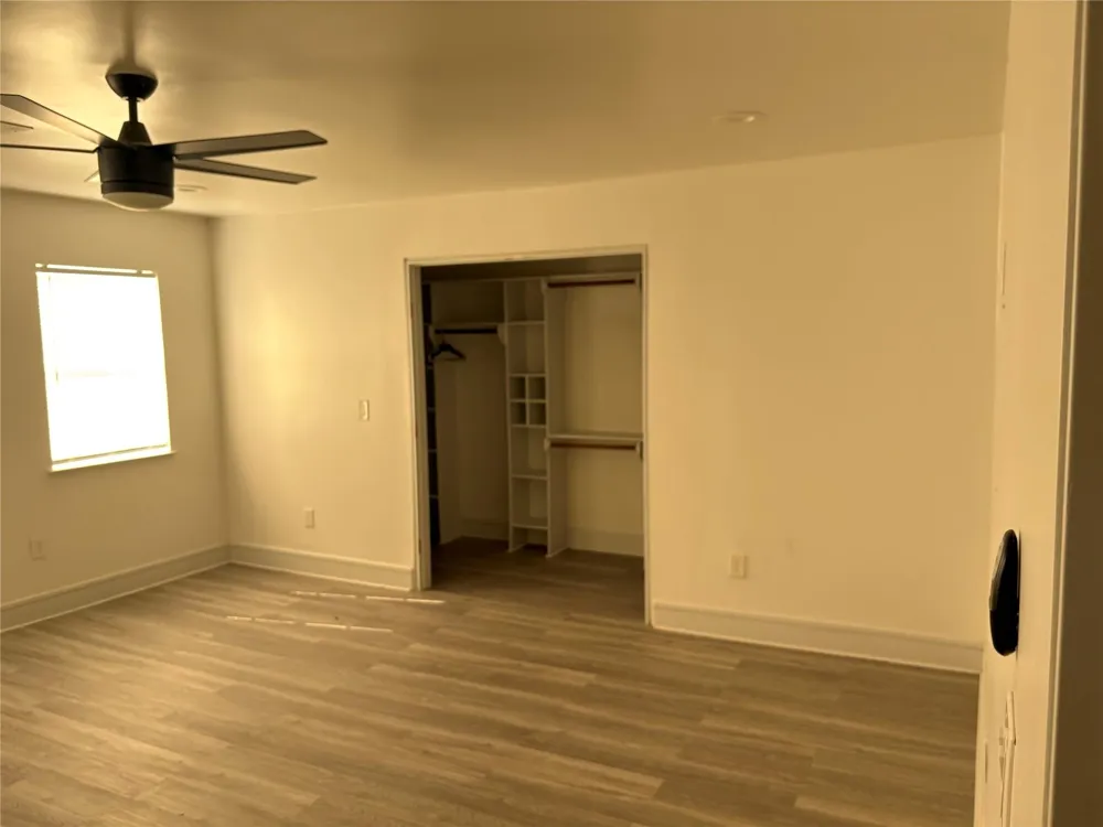 989 Alberdie Drive Crystal Beach, TX 77650