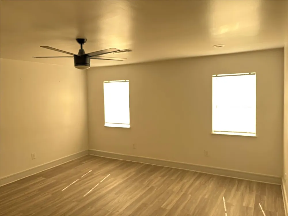 989 Alberdie Drive Crystal Beach, TX 77650