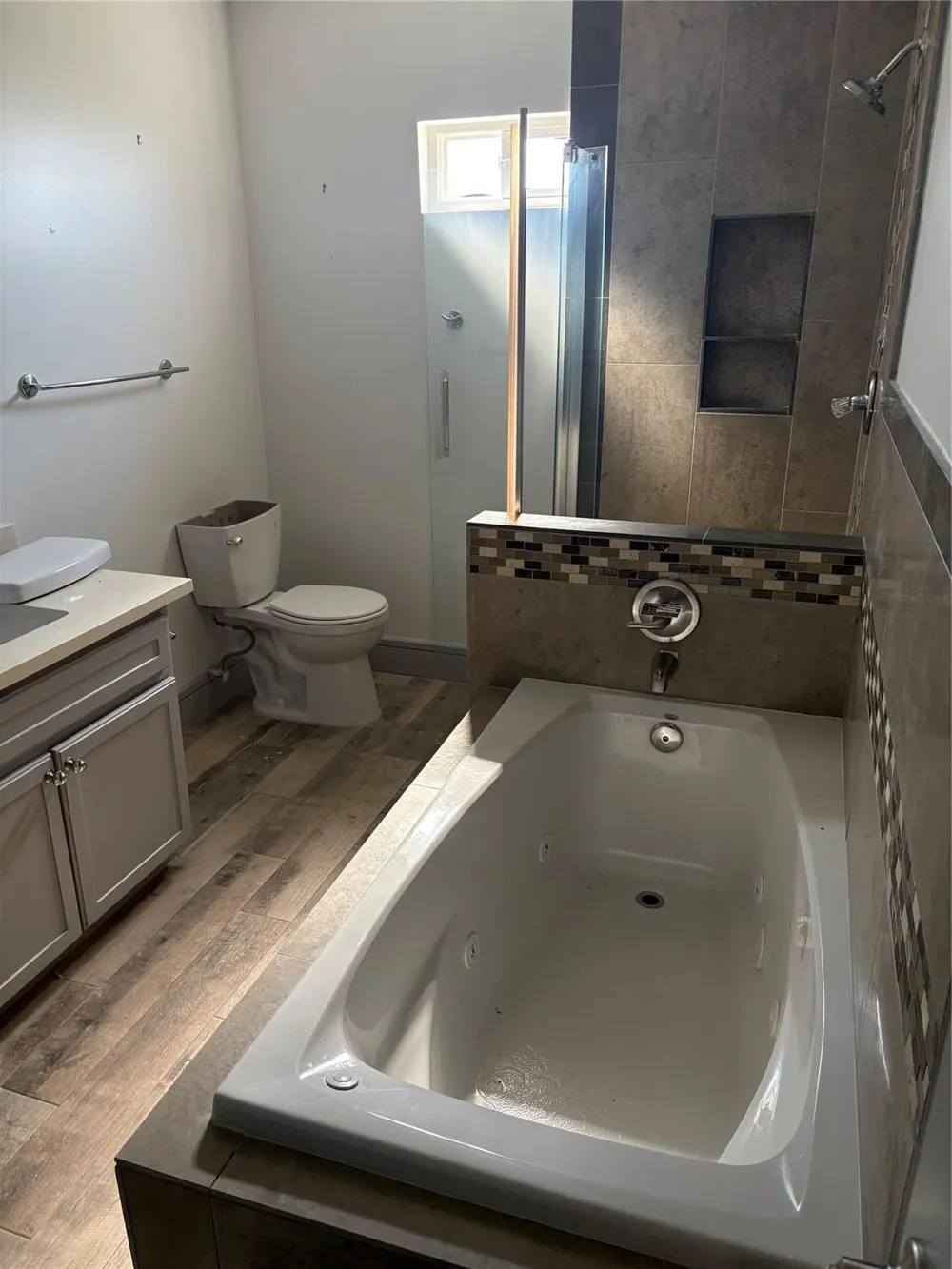 989 Alberdie Drive Crystal Beach, TX 77650