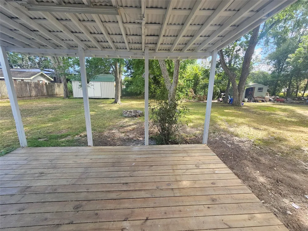 3016 Lincoln Street Liberty, TX 77575