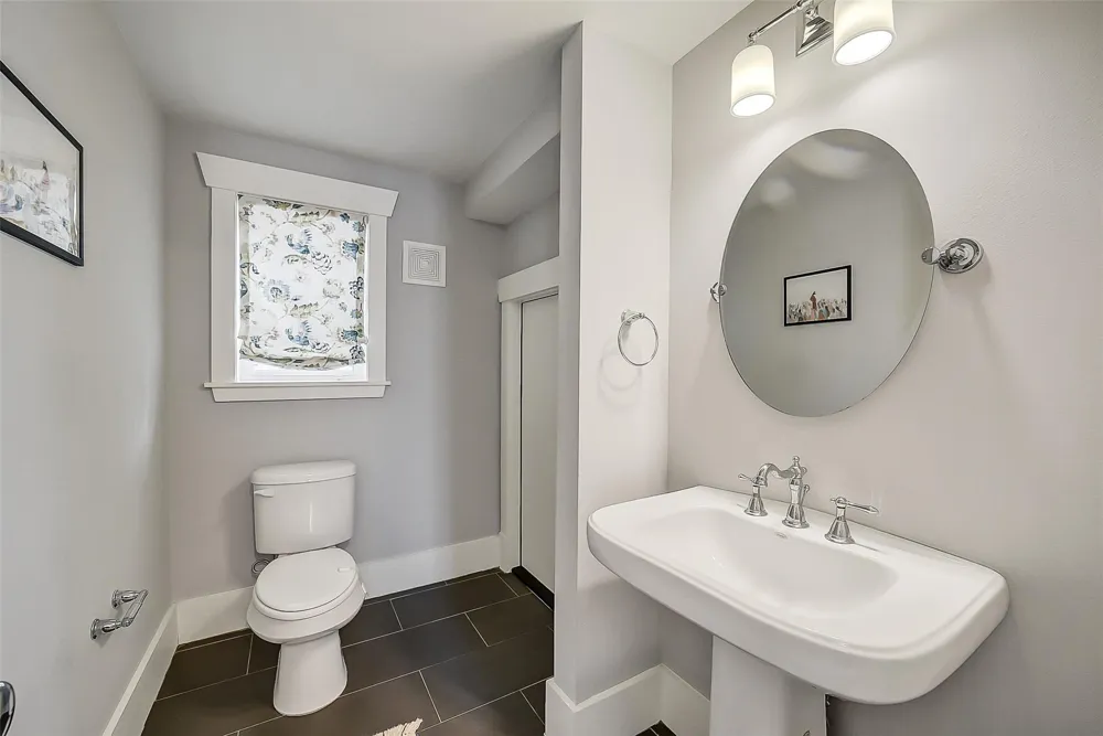 1224 W 17th Street #C Houston, TX 77008