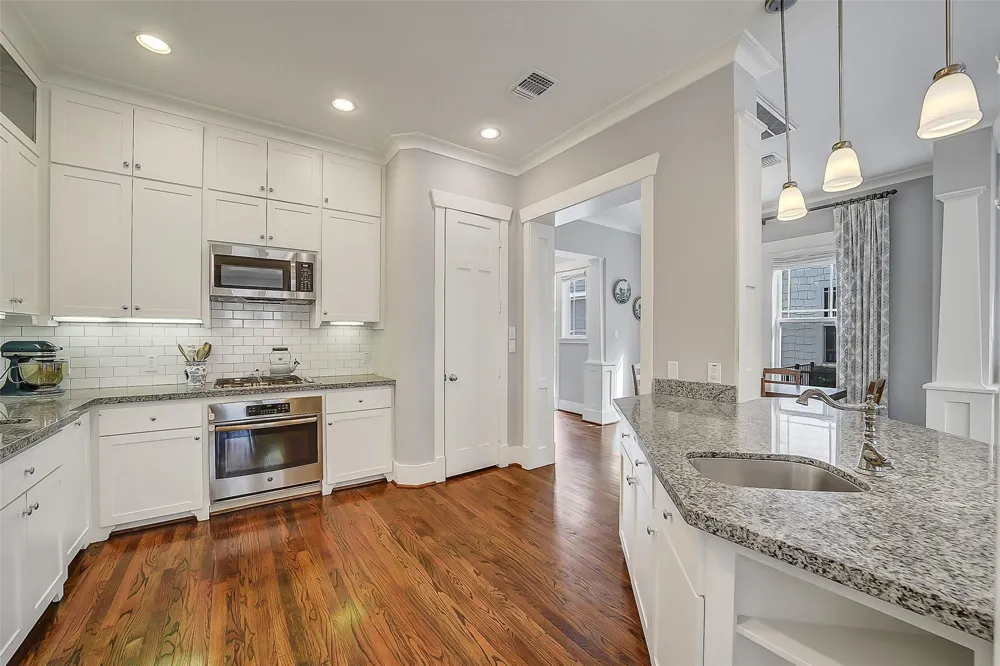 1224 W 17th Street #C Houston, TX 77008