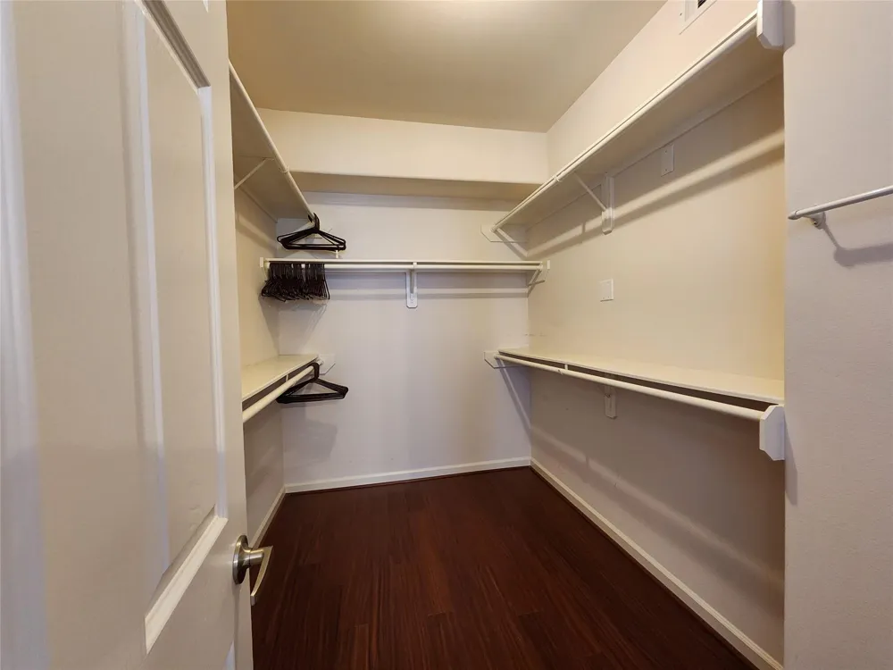 6655 W Sam Houston Parkway S #2F Houston, TX 77072