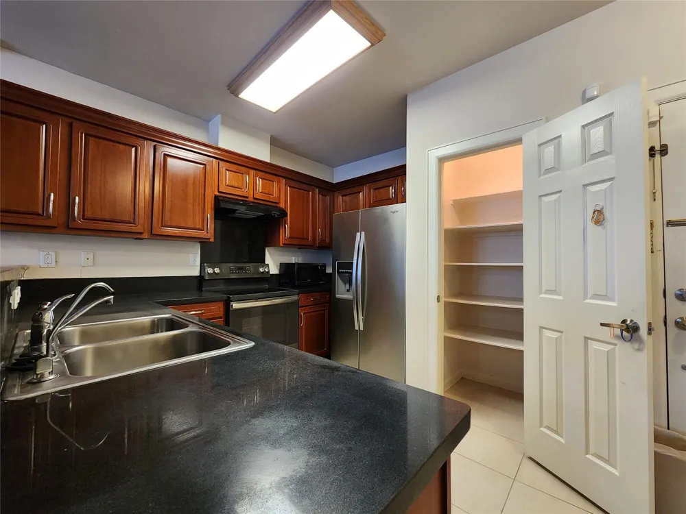 6655 W Sam Houston Parkway S #2F Houston, TX 77072