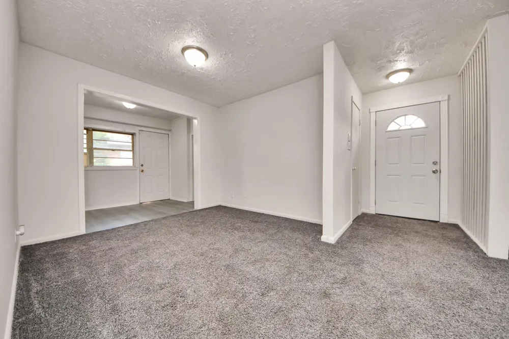 2703 Knotty Oaks Trail Houston, TX 77045