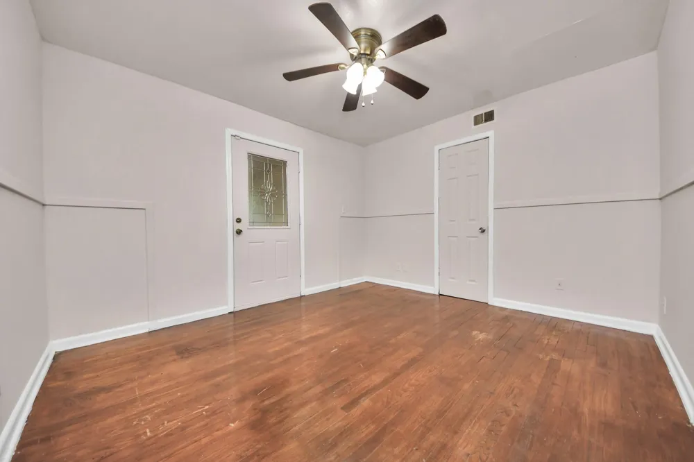 2703 Knotty Oaks Trail Houston, TX 77045