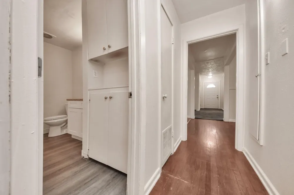 2703 Knotty Oaks Trail Houston, TX 77045