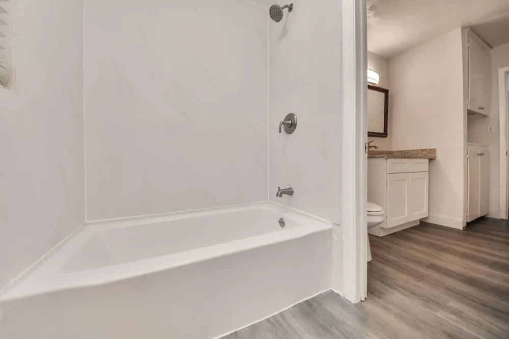 2703 Knotty Oaks Trail Houston, TX 77045