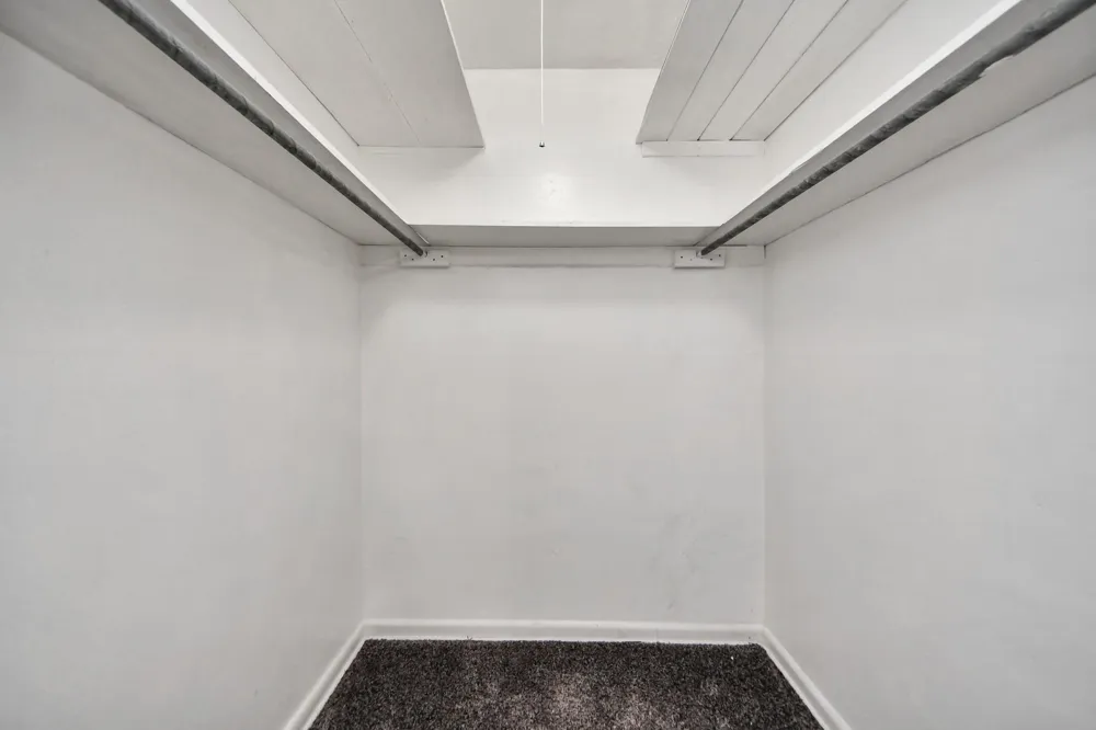 2703 Knotty Oaks Trail Houston, TX 77045