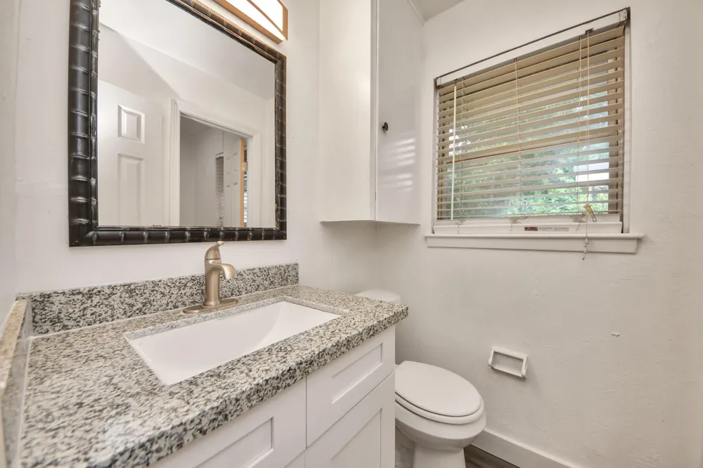 2703 Knotty Oaks Trail Houston, TX 77045