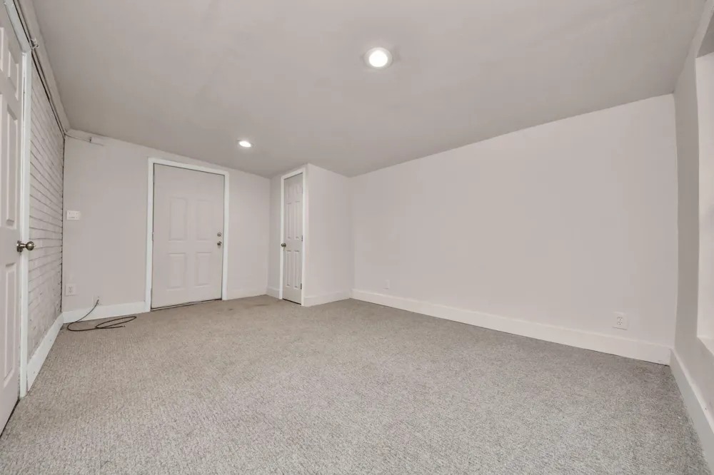2703 Knotty Oaks Trail Houston, TX 77045