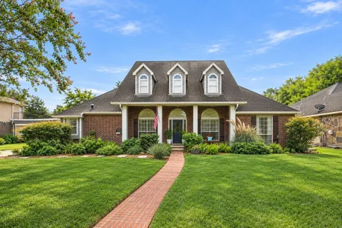 2519 E Pebble Beach Drive