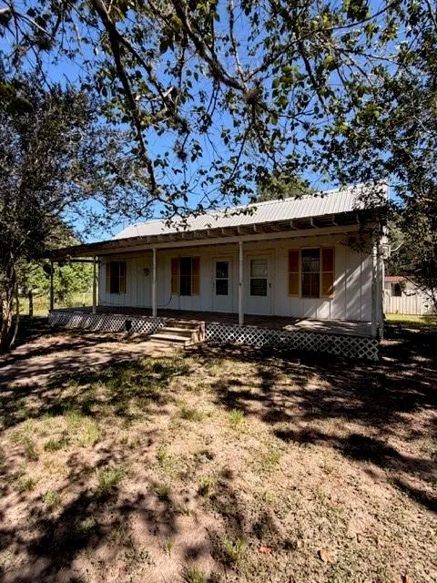 1141 County Road 2104