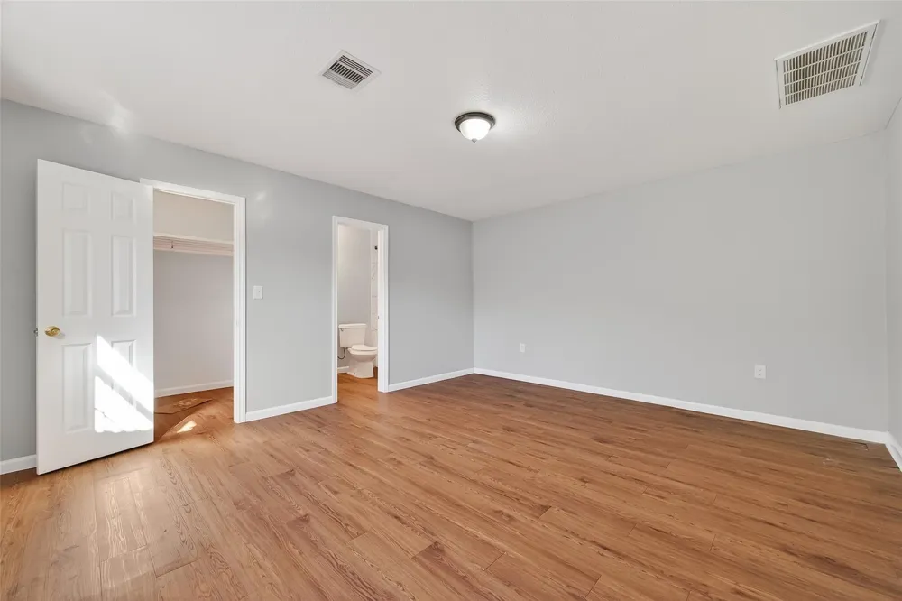 6127 Beldart Street Houston, TX 77033