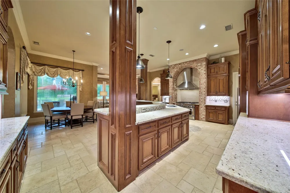 70 W Ambassador Bend The Woodlands, TX 77382