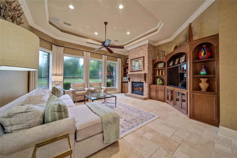 70 W Ambassador Bend The Woodlands, TX 77382