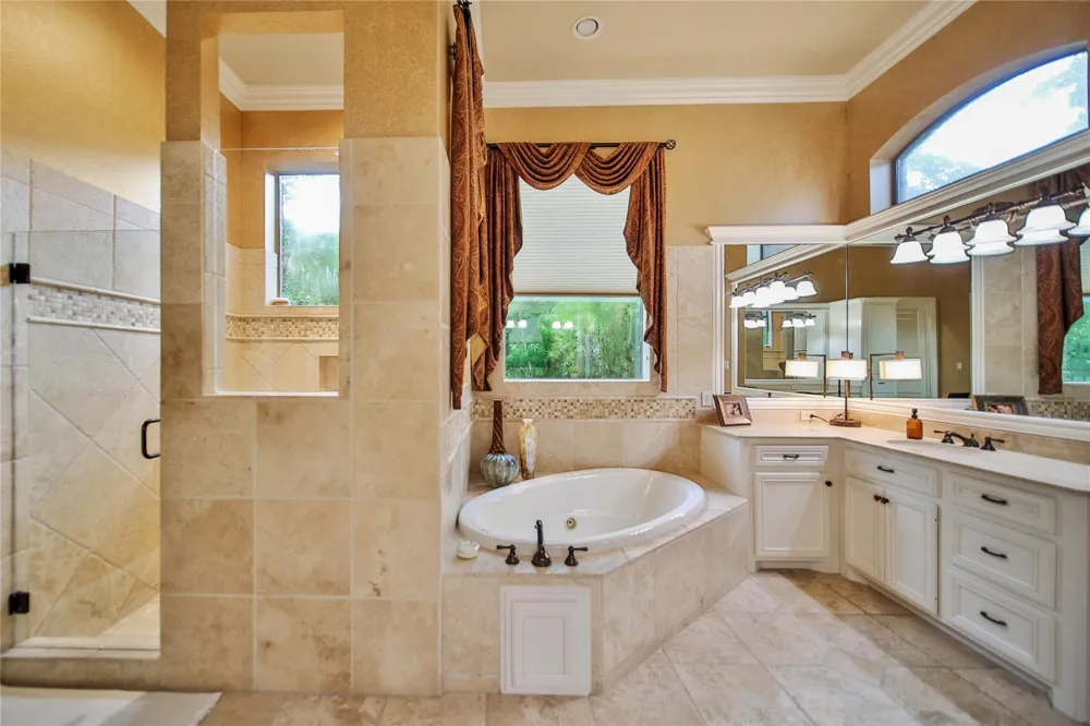 70 W Ambassador Bend The Woodlands, TX 77382