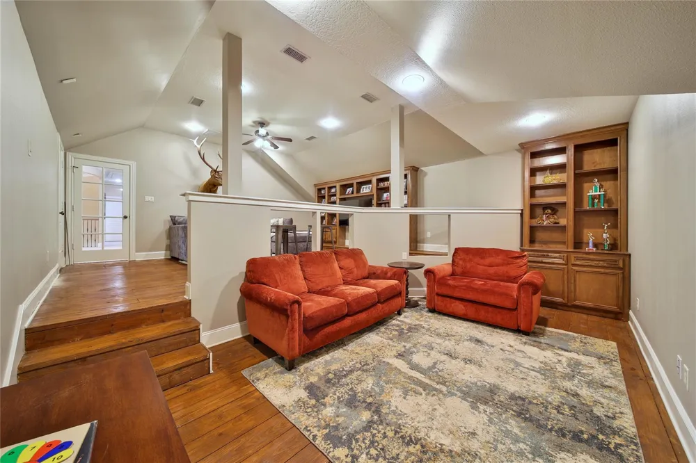 70 W Ambassador Bend The Woodlands, TX 77382