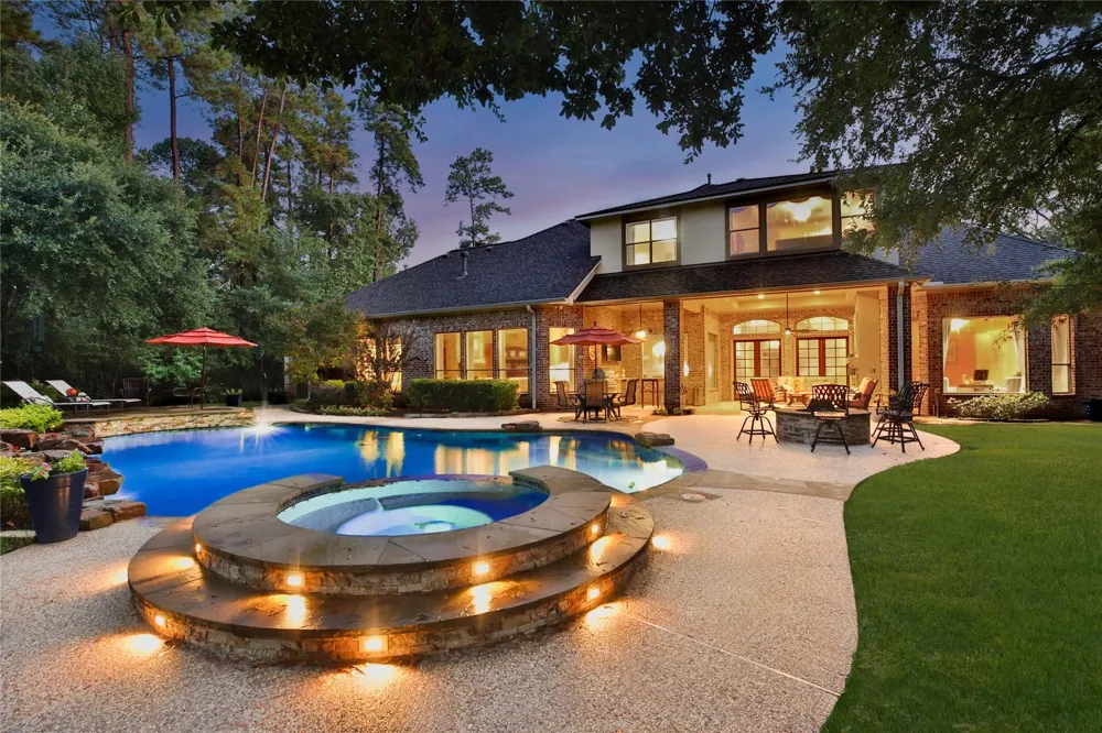 70 W Ambassador Bend The Woodlands, TX 77382
