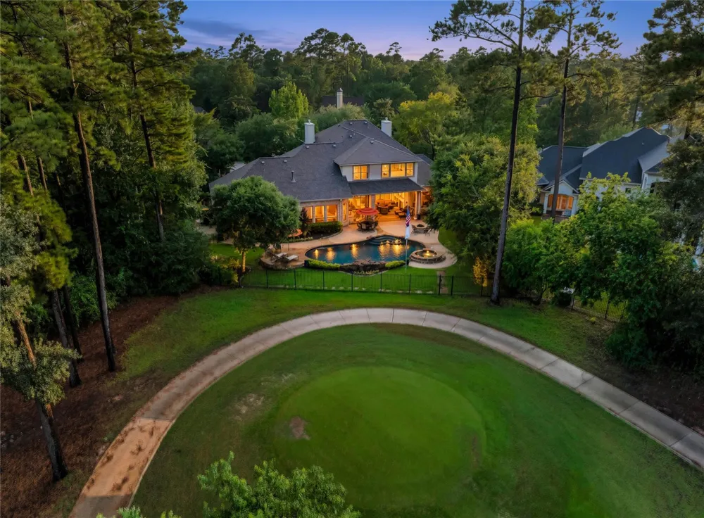 70 W Ambassador Bend The Woodlands, TX 77382