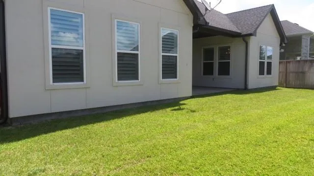 1916 Silver Point Court Friendswood, TX 77546