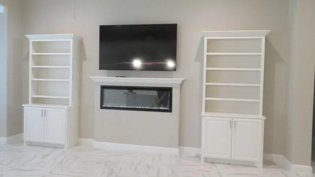 1916 Silver Point Court Friendswood, TX 77546