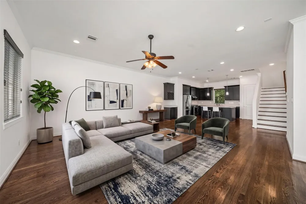 22 Hermann Park Court Houston, TX 77021