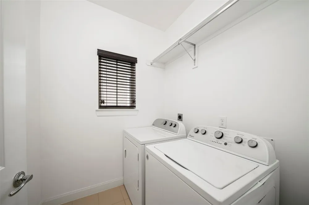 22 Hermann Park Court Houston, TX 77021