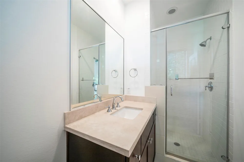 22 Hermann Park Court Houston, TX 77021