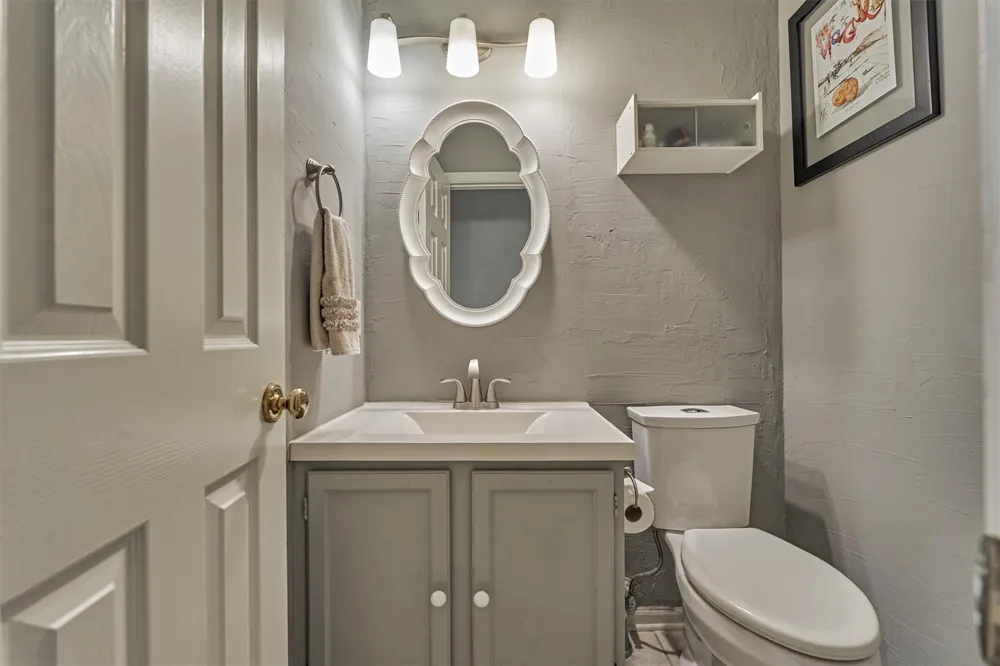 100 W Rainbow Ridge Circle The Woodlands, TX 77381