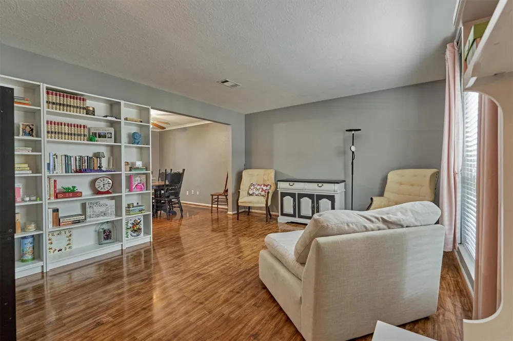 100 W Rainbow Ridge Circle The Woodlands, TX 77381