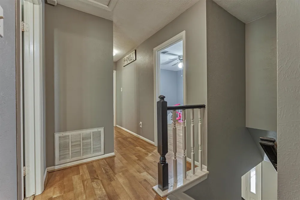 100 W Rainbow Ridge Circle The Woodlands, TX 77381