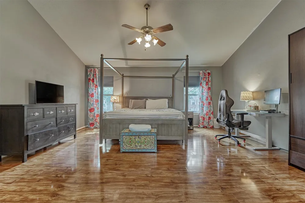 100 W Rainbow Ridge Circle The Woodlands, TX 77381