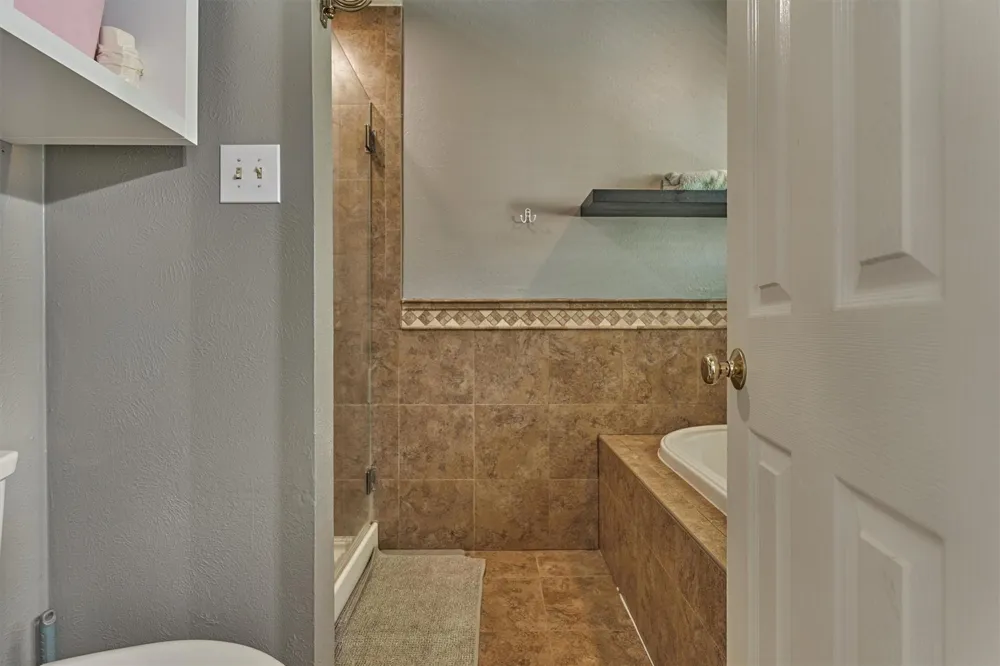 100 W Rainbow Ridge Circle The Woodlands, TX 77381