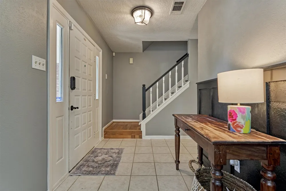 100 W Rainbow Ridge Circle The Woodlands, TX 77381