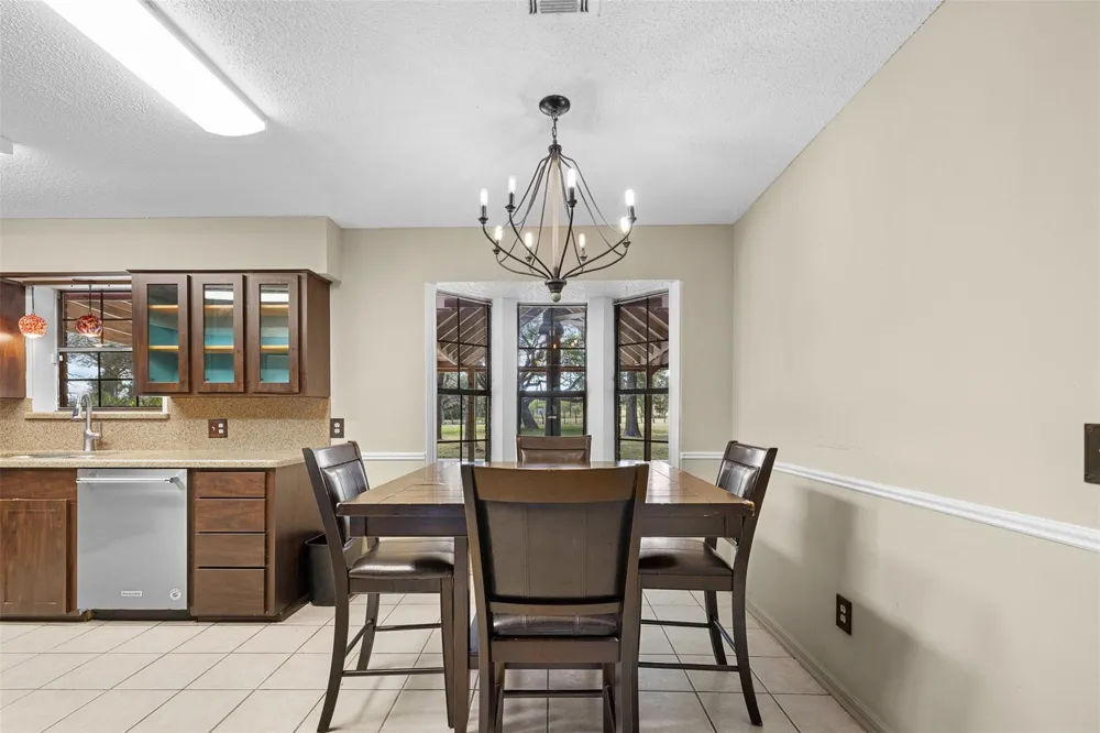 1107 County Road 151 Columbus, TX 78934