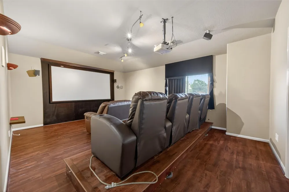 394 Dover Lane League City, TX 77573