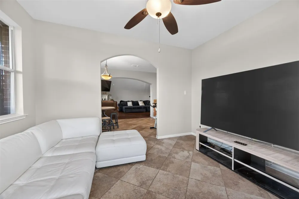 394 Dover Lane League City, TX 77573