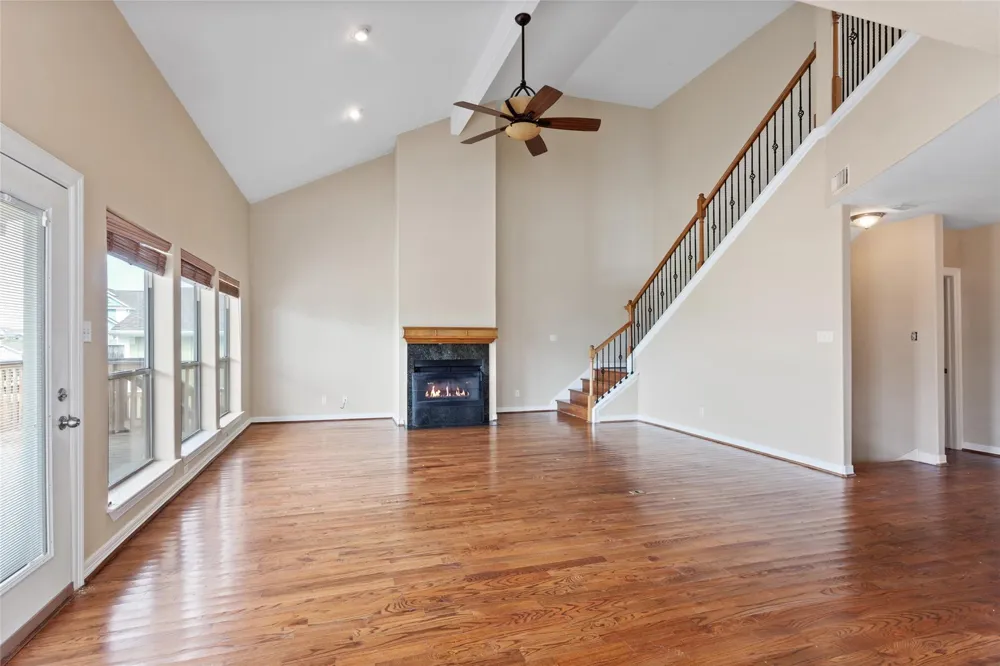 1110 Papeete Street Tiki Island, TX 77554